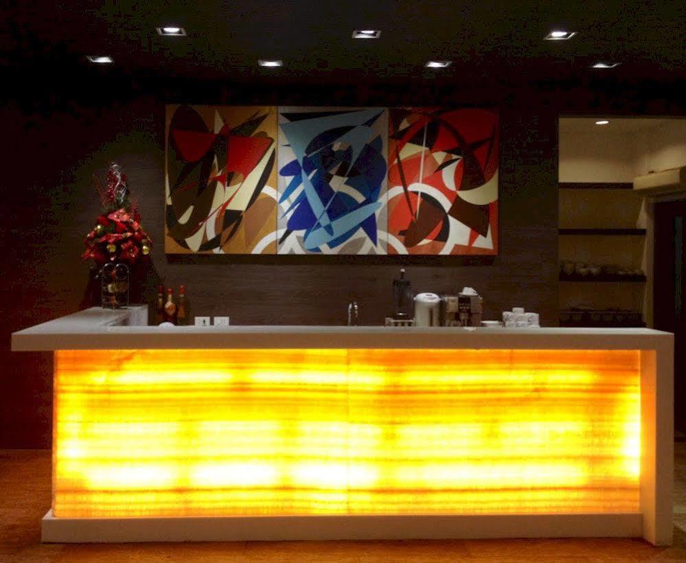 Lenox Hotel Dagupan City Eksteriør bilde