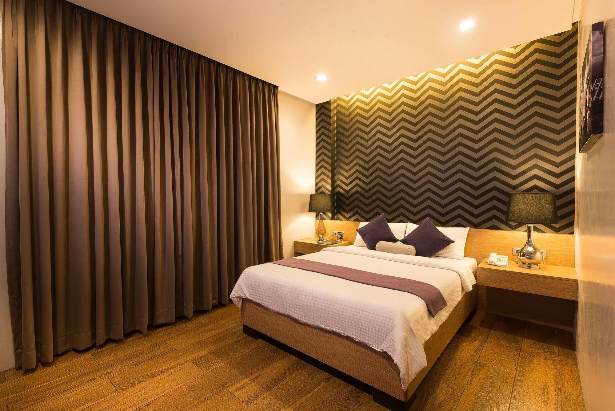 Lenox Hotel Dagupan City Eksteriør bilde