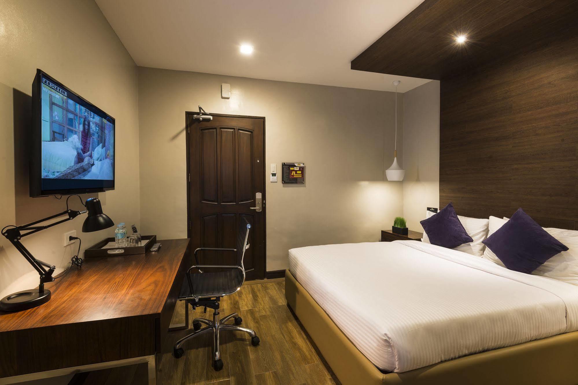 Lenox Hotel Dagupan City Eksteriør bilde
